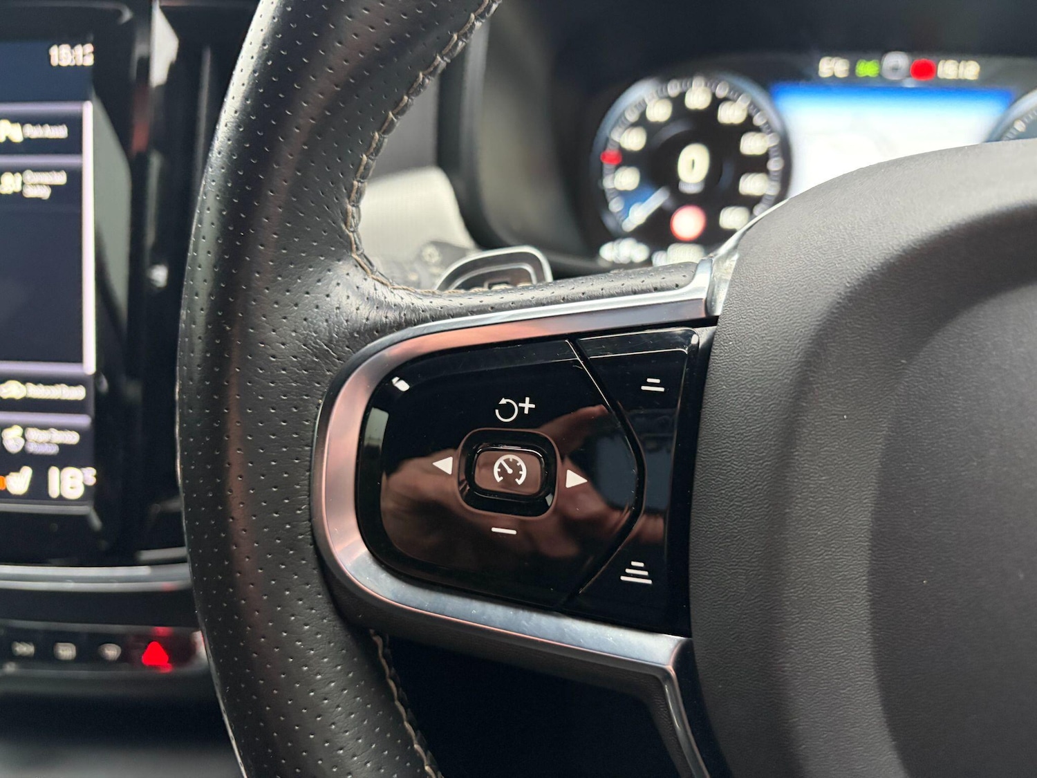 Used Volvo S90 2019 for sale - 77411214: Photo 12