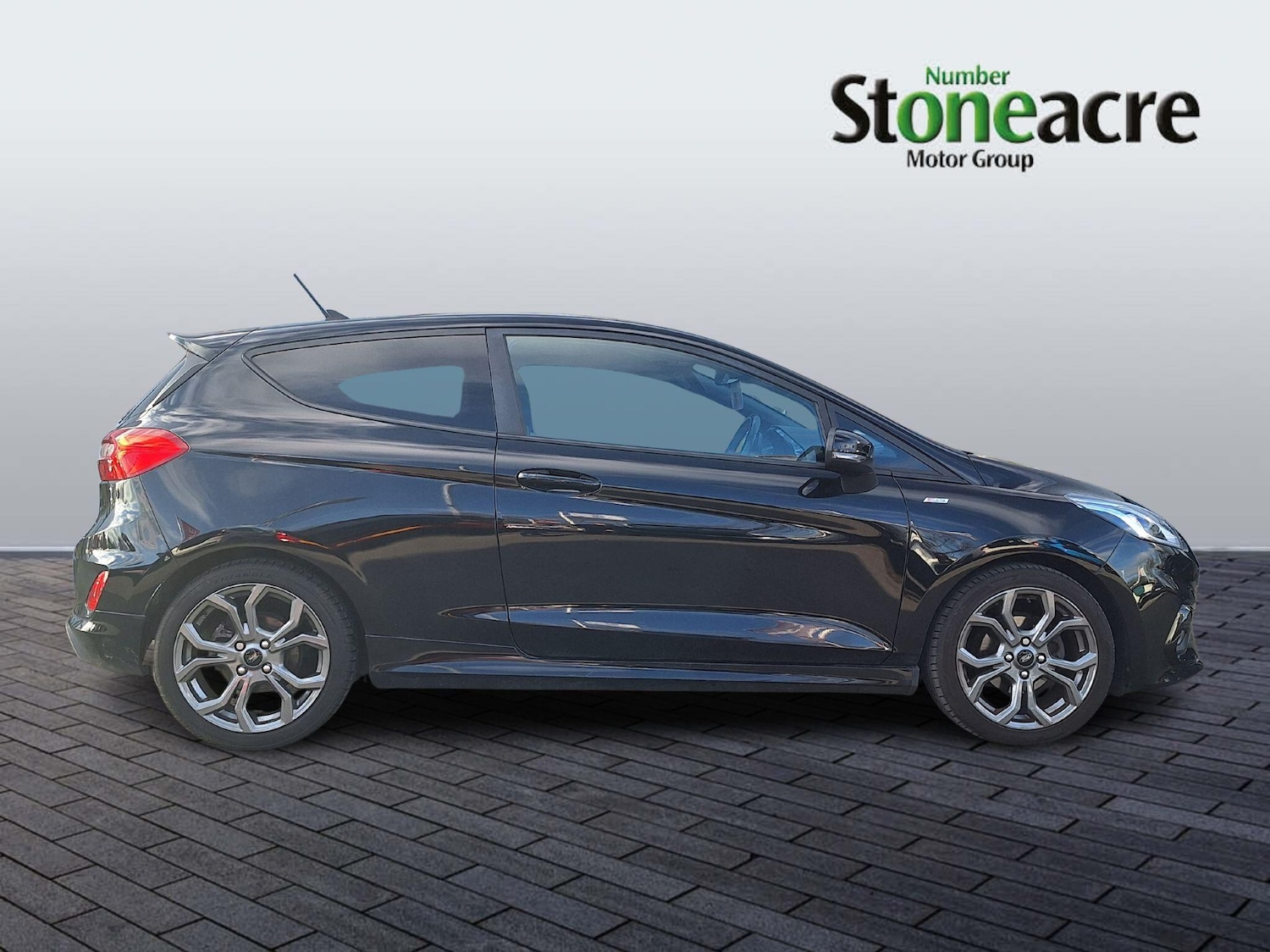 Used Ford Fiesta for sale - 77925787: Photo 2