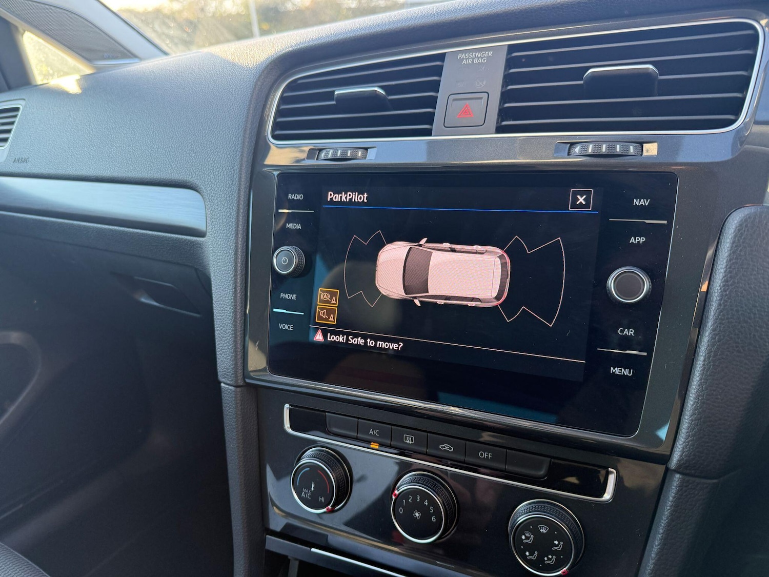 Used Volkswagen Golf 2019 for sale - 76786922: Photo 24