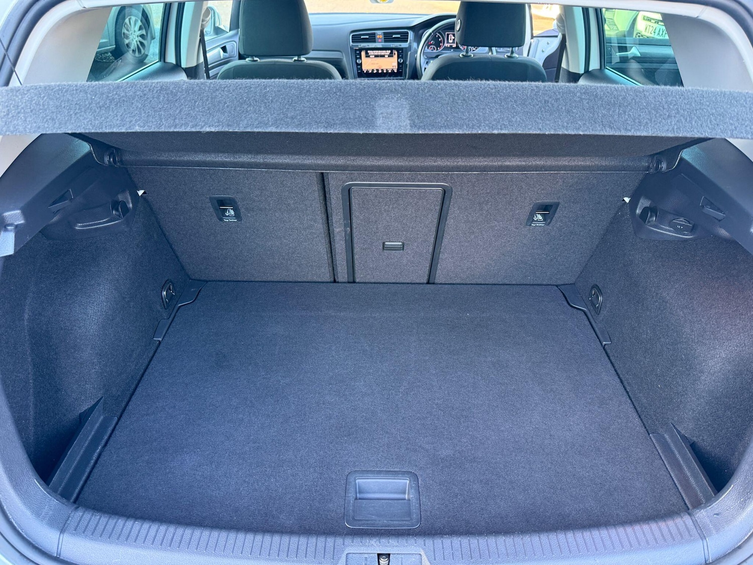 Used Volkswagen Golf 2019 for sale - 76786922: Photo 28