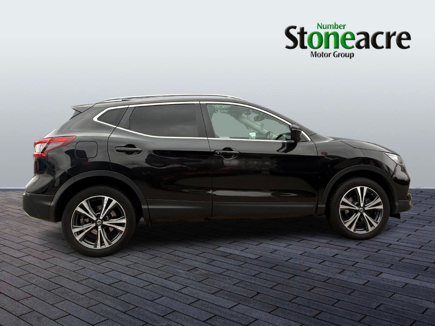 Used Nissan Qashqai 2018 for sale - 77598168: Photo 2