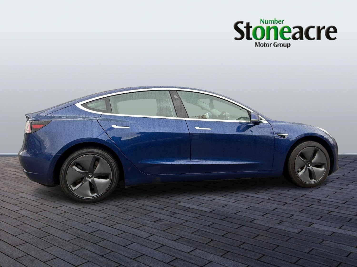 Used Tesla Model 3 2020 for sale - 77549870: Photo 2