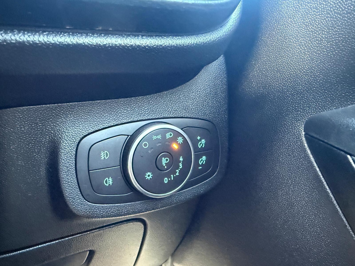 Used Ford Fiesta 2020 for sale - 78072795: Photo 18