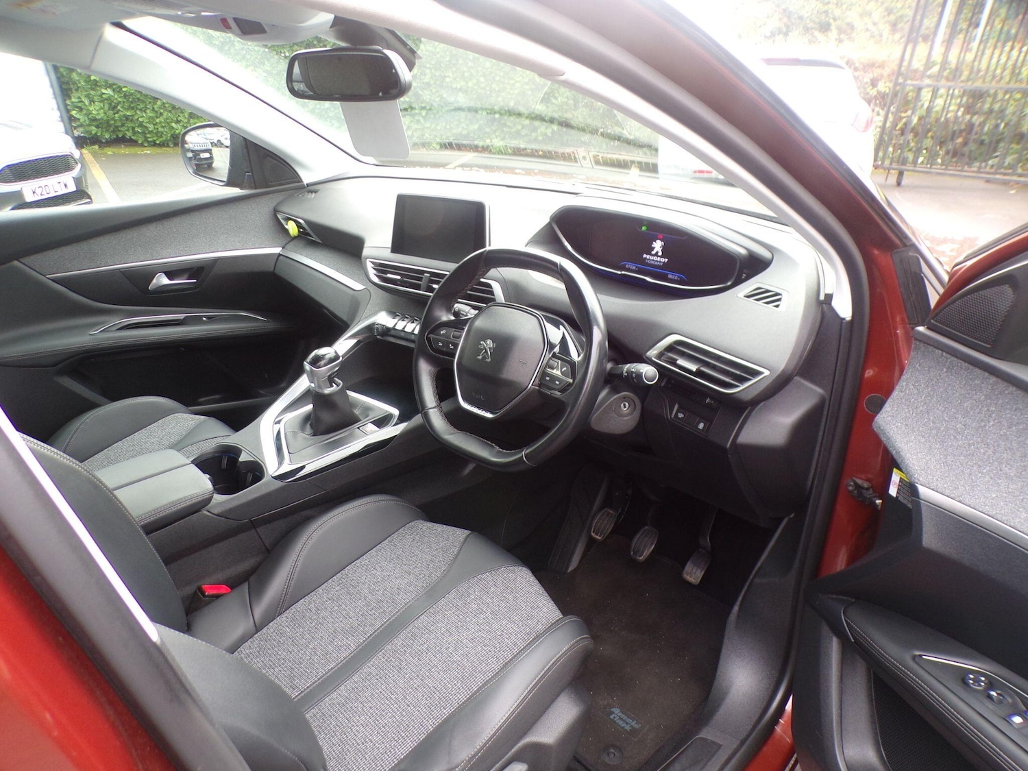 Used Peugeot 3008 2018 for sale - 76136569: Photo 11