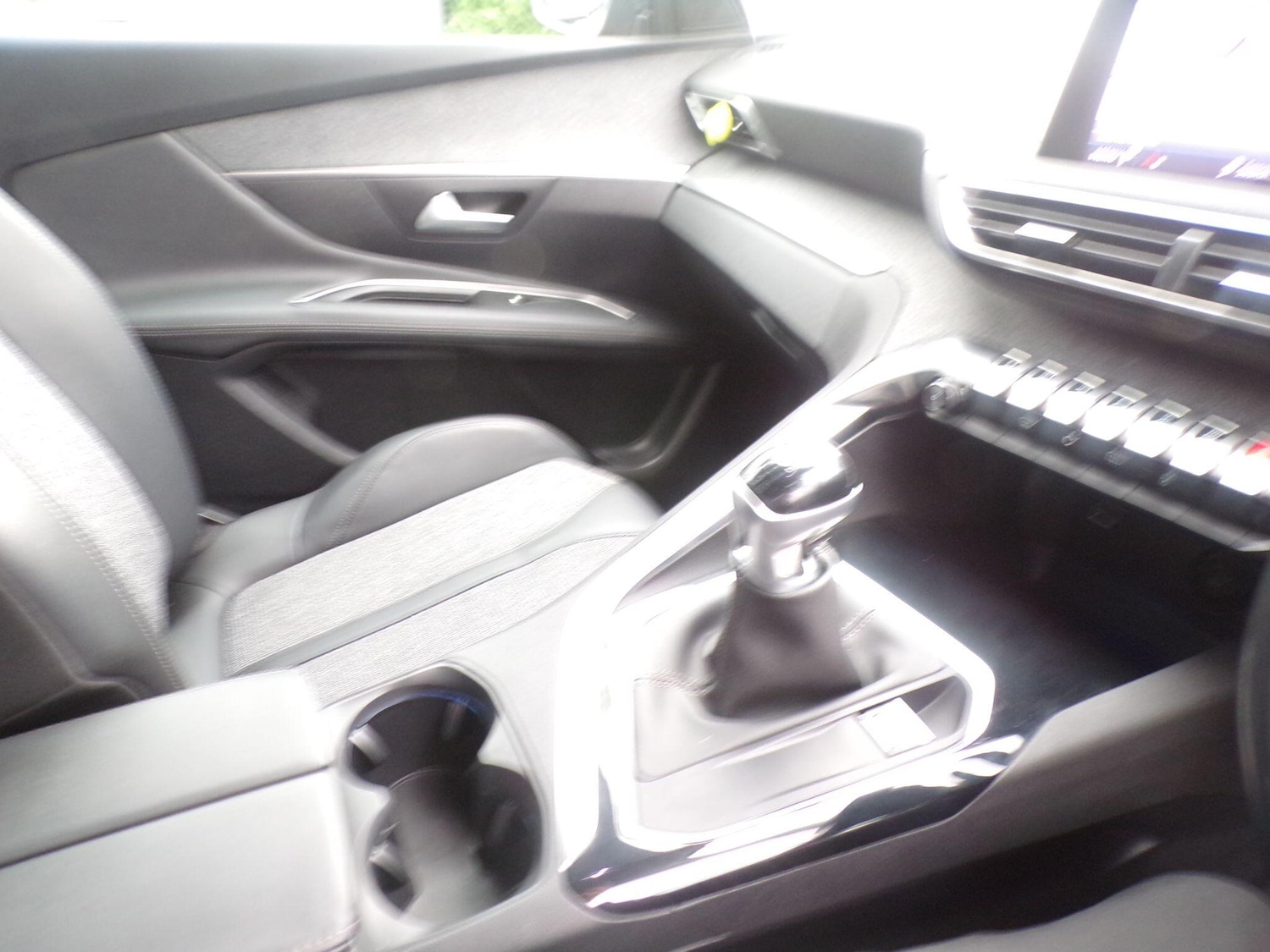 Used Peugeot 3008 2018 for sale - 76136569: Photo 21
