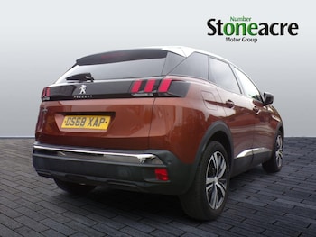 Used Peugeot 3008 2018 for sale - 76136569: Photo
