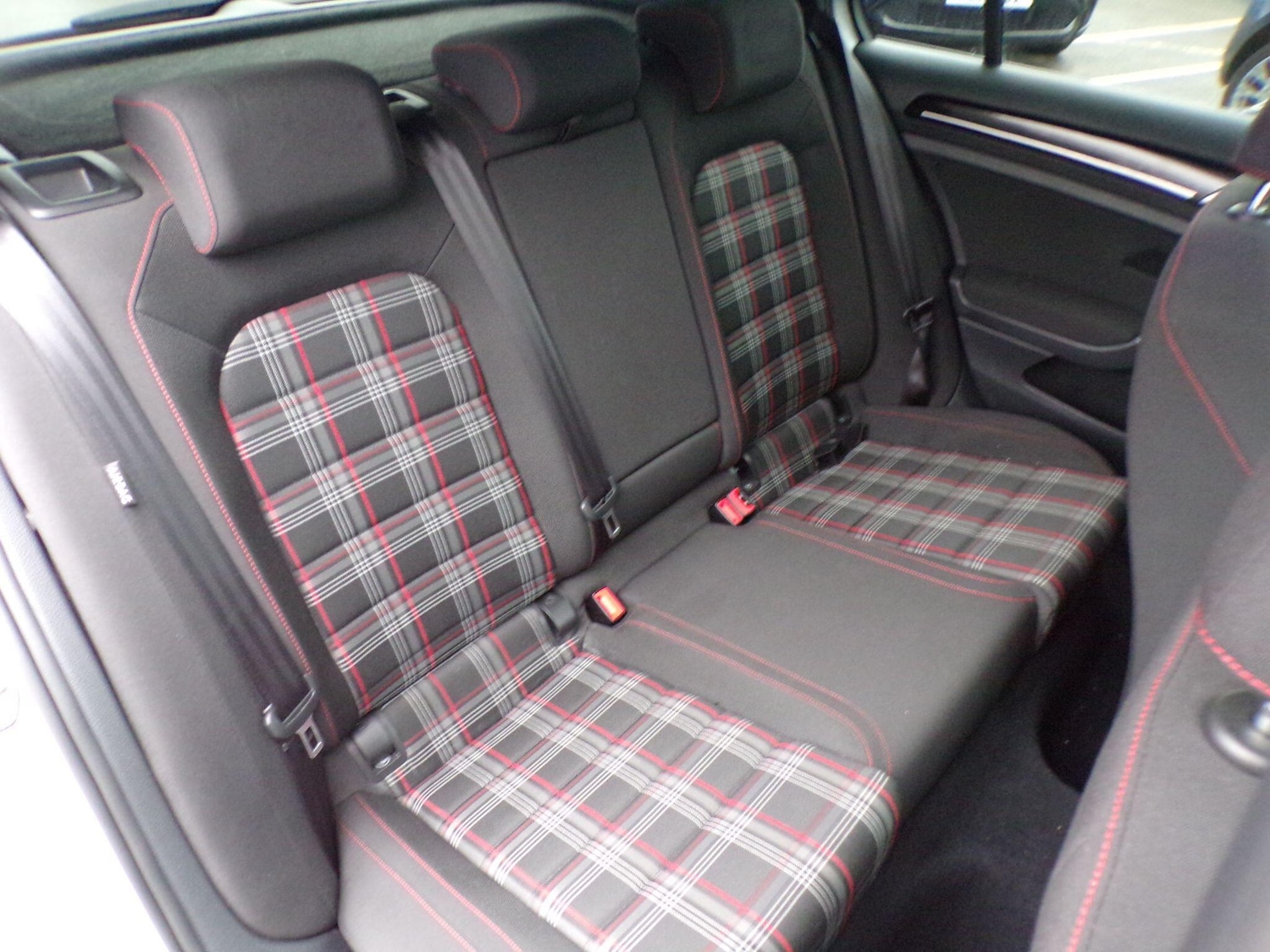 Used Volkswagen Golf 2017 for sale - 76667469: Photo 12