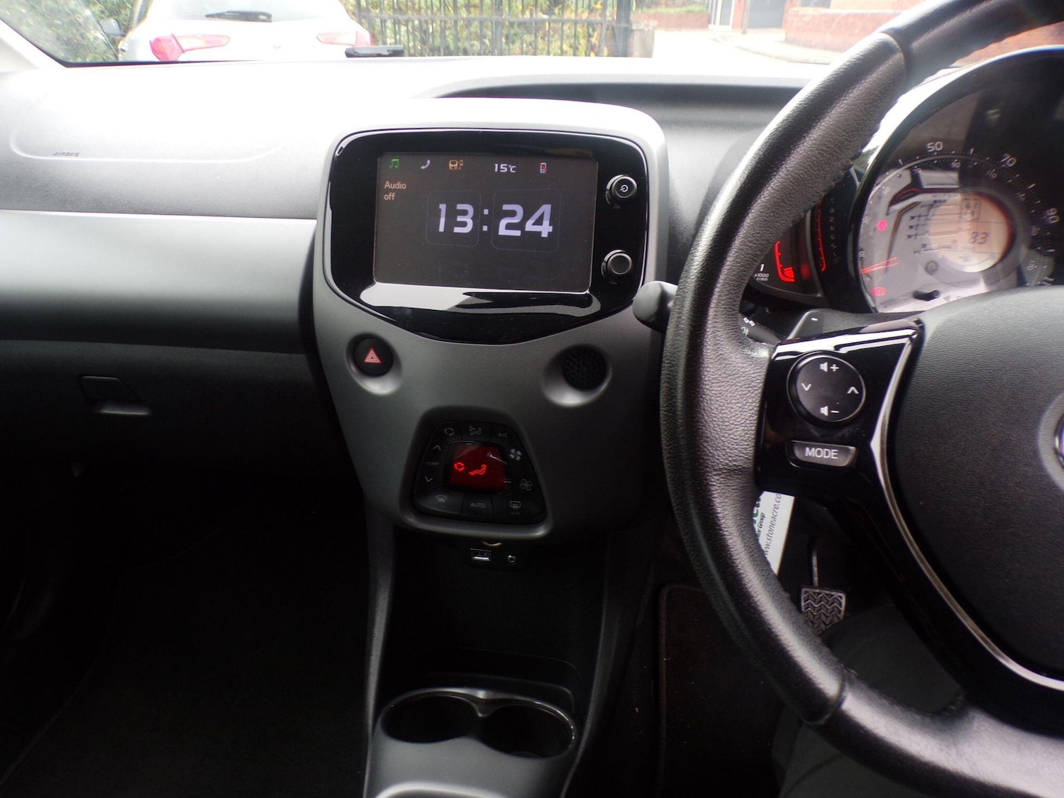 Used Toyota AYGO 2018 for sale - 76137917: Photo 17