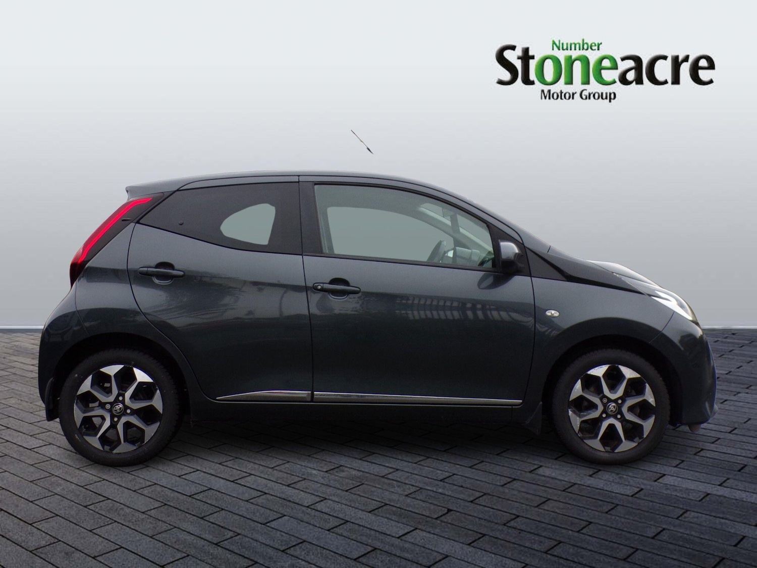 Used Toyota AYGO 2018 for sale - 76137917: Photo 2