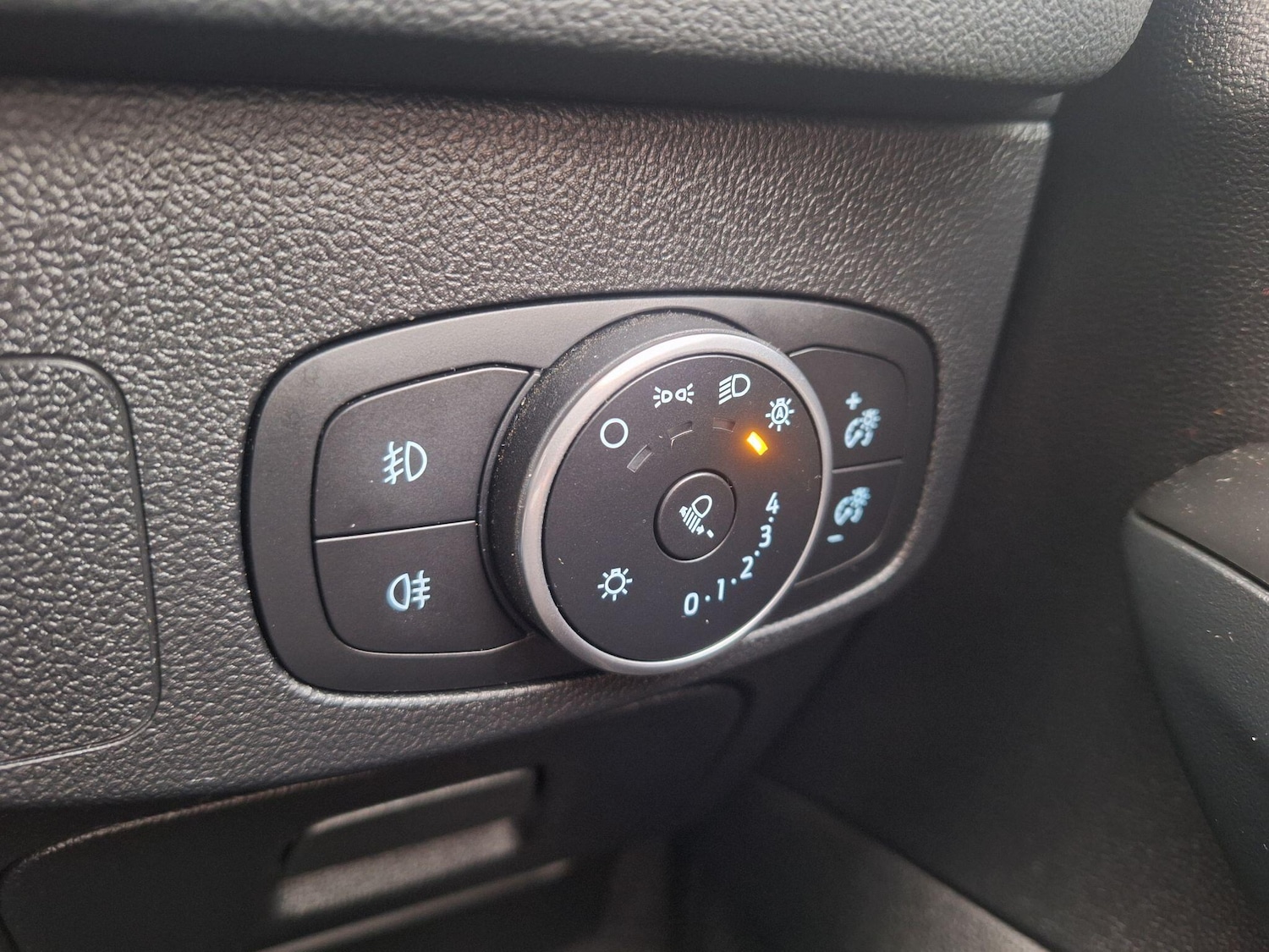 Used Ford Focus 2019 for sale - 77120881: Photo 14