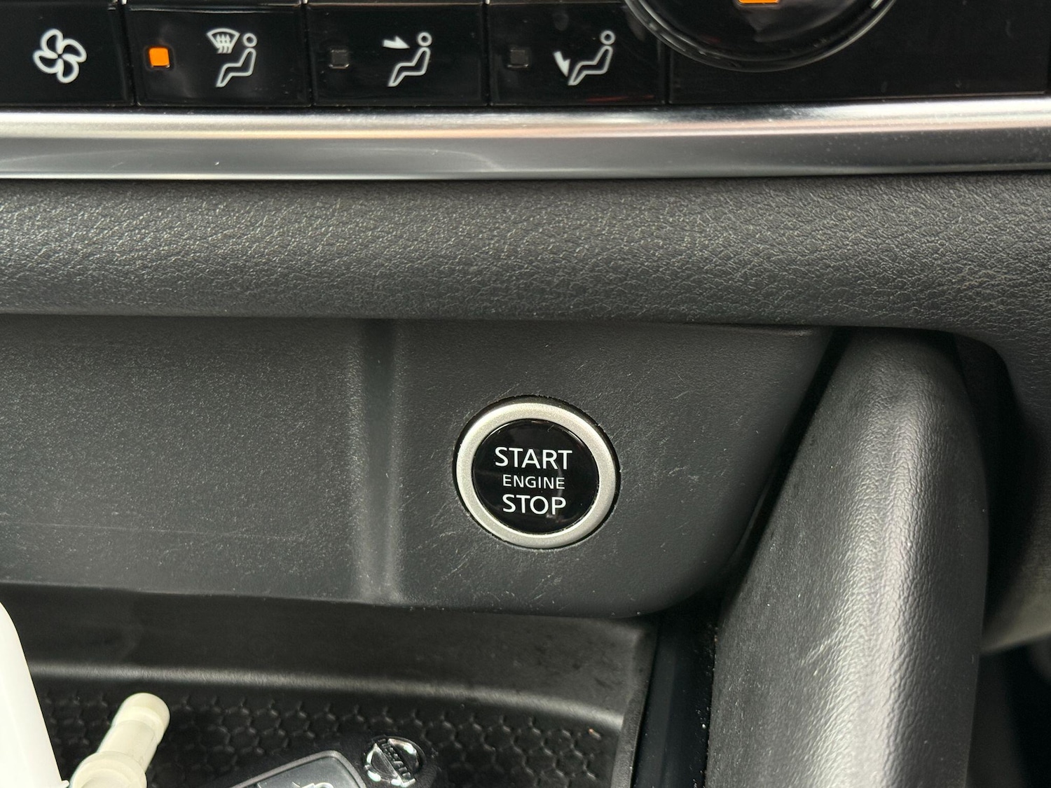 Used Nissan Qashqai for sale - 77291948: Photo 24