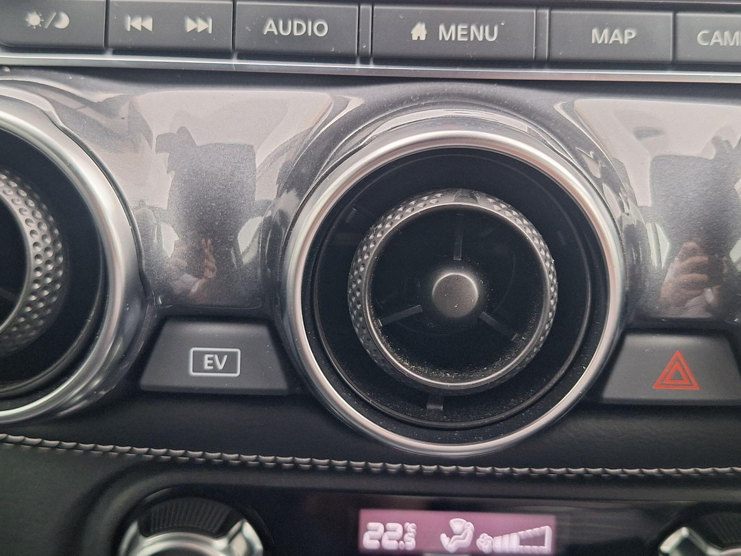 Used Nissan Juke 2023 for sale - 76886629: Photo 32