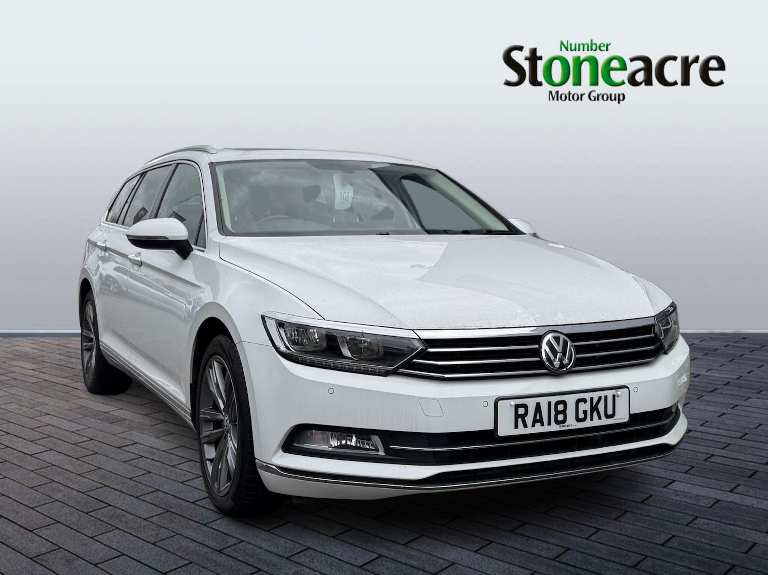 Used Volkswagen Passat 2018 for sale - 76728784: Photo 1