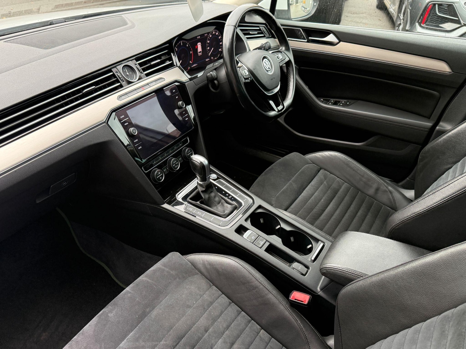 Used Volkswagen Passat 2018 for sale - 76728784: Photo 14