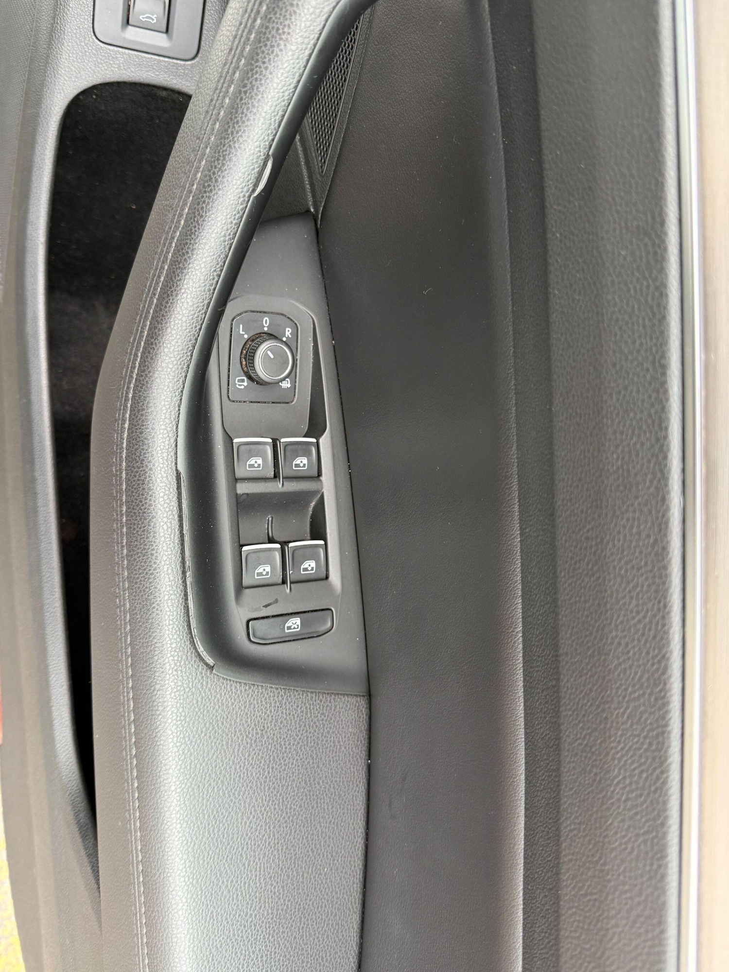 Used Volkswagen Passat 2018 for sale - 76728784: Photo 15