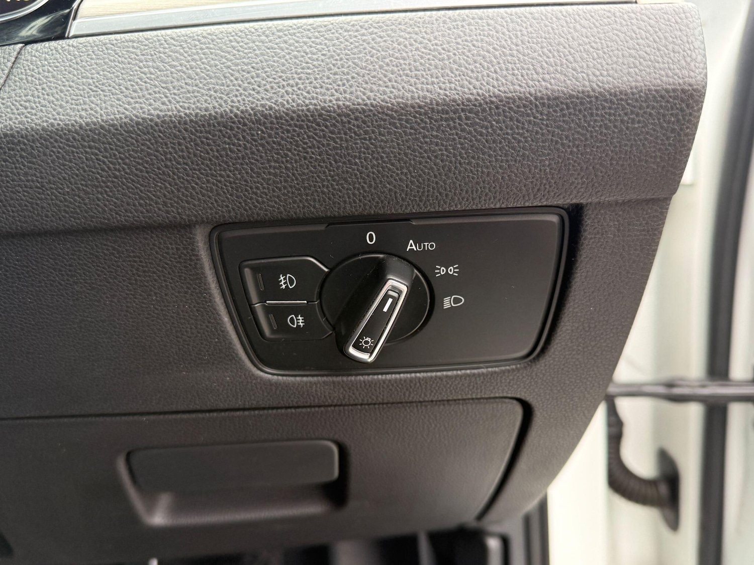 Used Volkswagen Passat 2018 for sale - 76728784: Photo 16