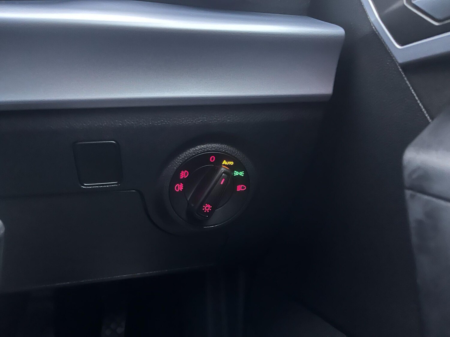 Used SEAT Arona 2023 for sale - 77455550: Photo 17