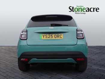Used Fiat 600 2025 for sale - 75622972: Photo