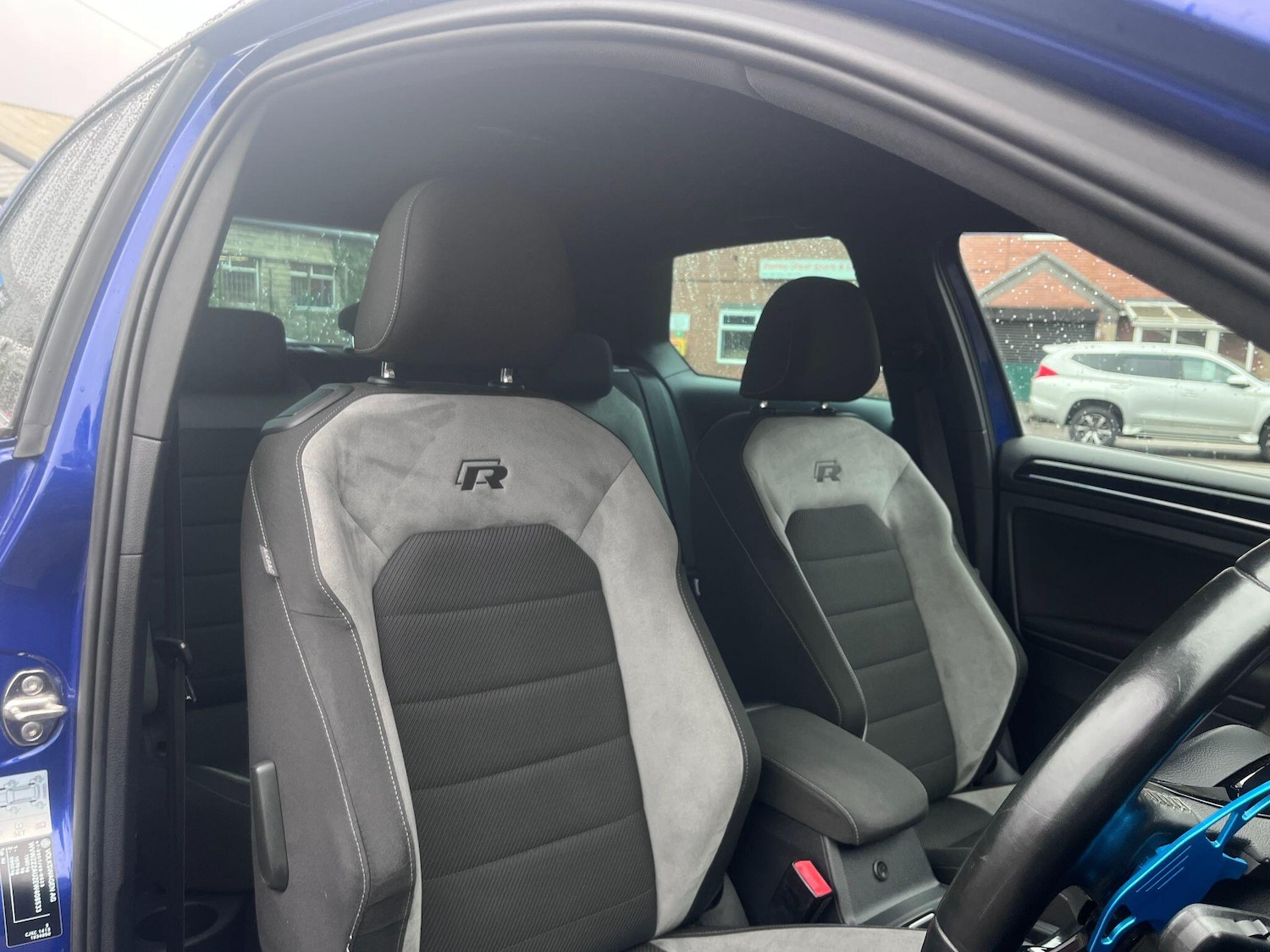 Used Volkswagen Golf 2014 for sale - 77425550: Photo 9