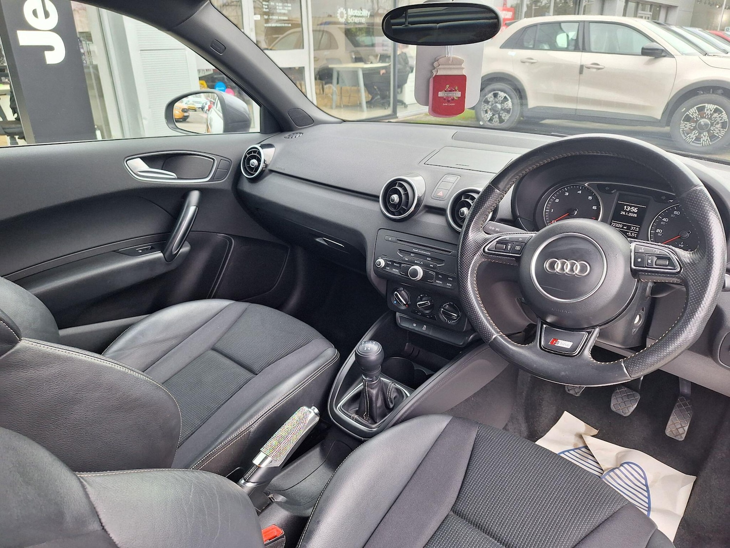 Used Audi A1 2014 for sale - 77376948: Photo 12