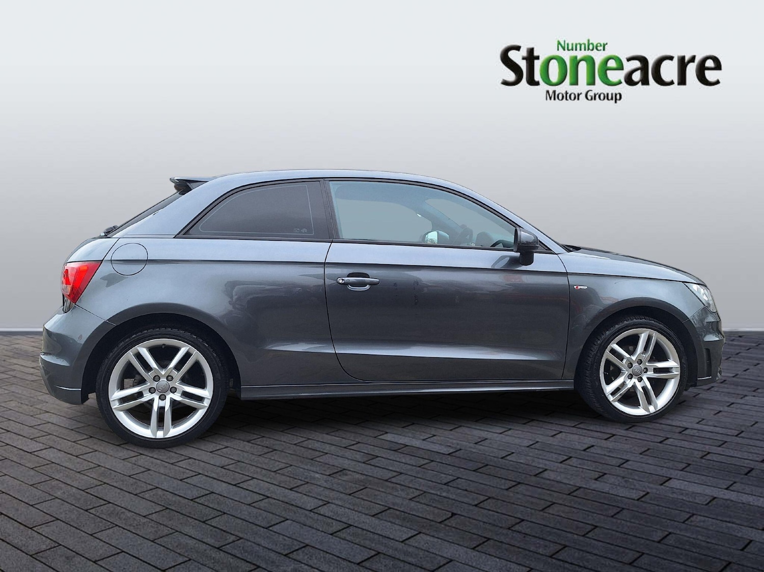 Used Audi A1 2014 for sale - 77376948: Photo 2