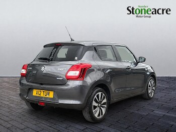 Used Suzuki Swift 2020 for sale - 79441132: Photo