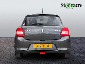 Used Suzuki Swift 2020 for sale - 79441132: Photo