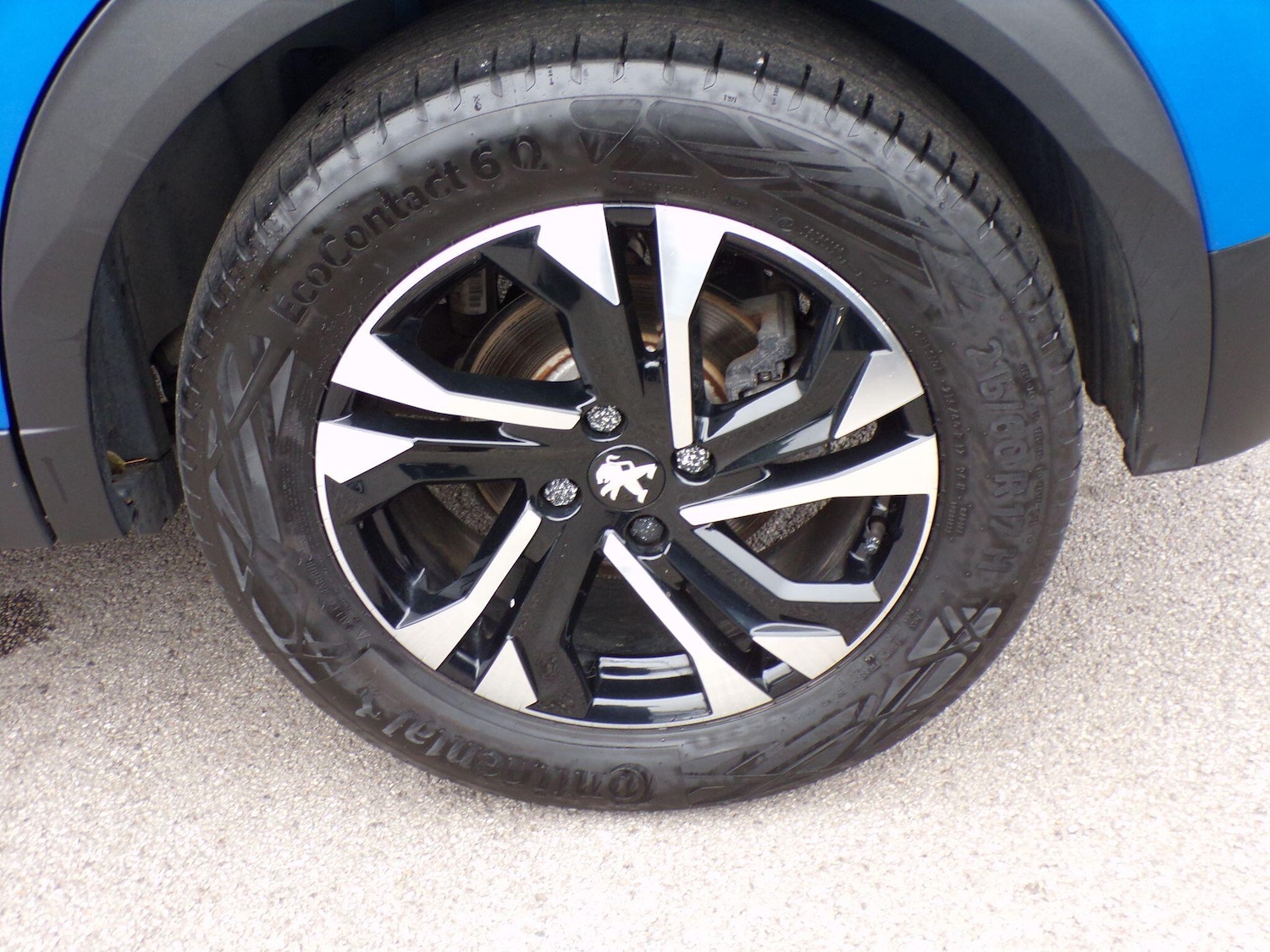 Used Peugeot E-2008 2023 for sale - 76270496: Photo 9