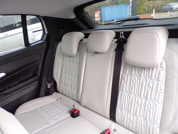 Used Fiat 600 2025 for sale - 76270545: Photo 17