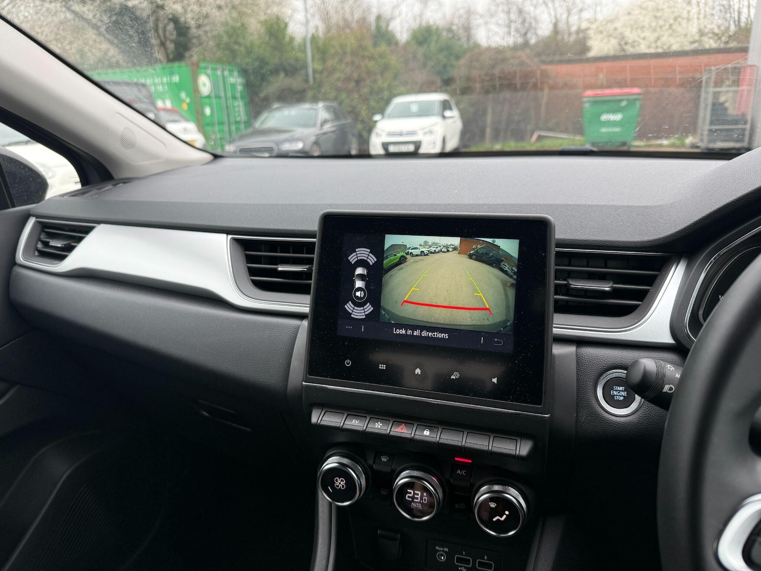 Used Renault Captur for sale - 77823685: Photo 19