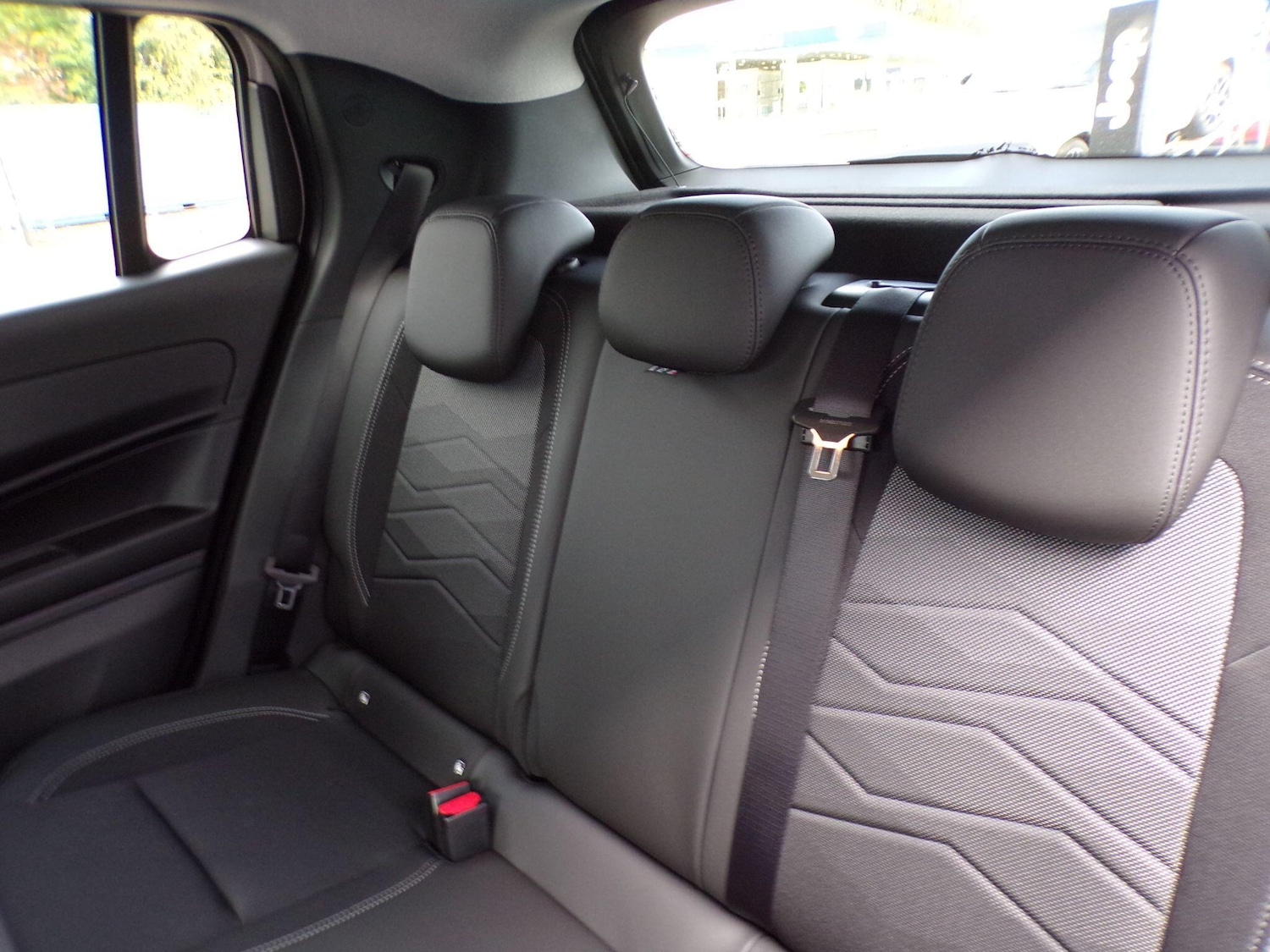 Used Jeep Avenger 2025 for sale - 76071704: Photo 16