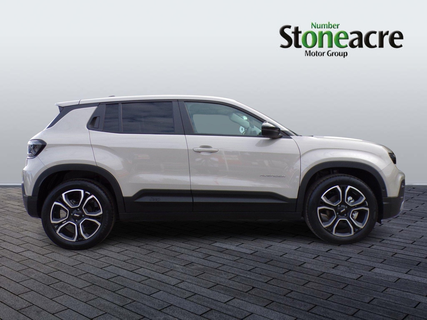 Used Jeep Avenger 2025 for sale - 76071704: Photo 2