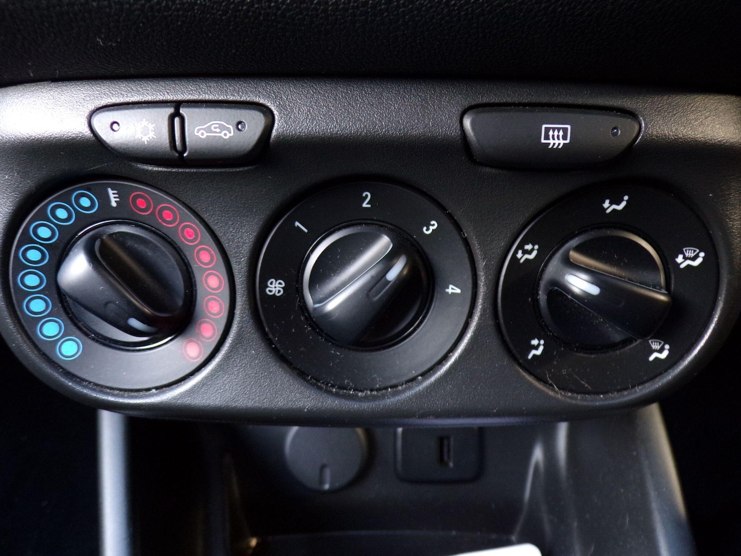 Used Vauxhall Corsa for sale - 76727453: Photo 22