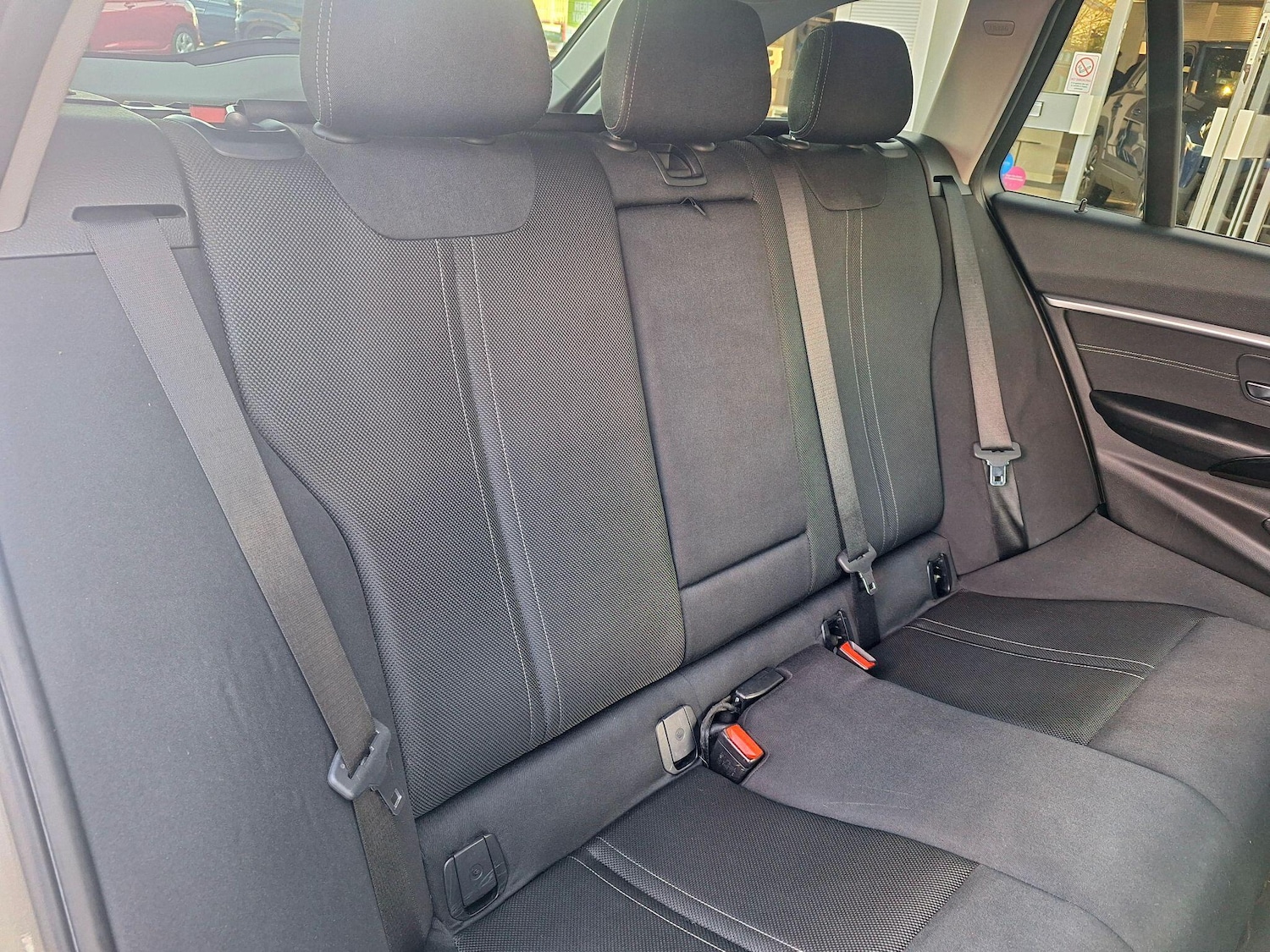 Used BMW 3 Series 2017 for sale - 77970273: Photo 11