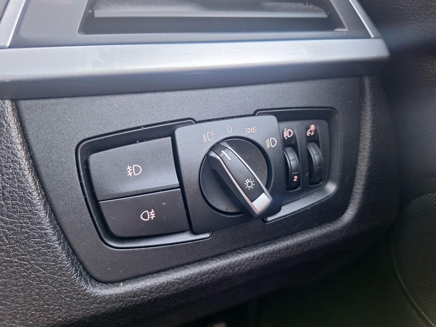 Used BMW 3 Series 2017 for sale - 77970273: Photo 13