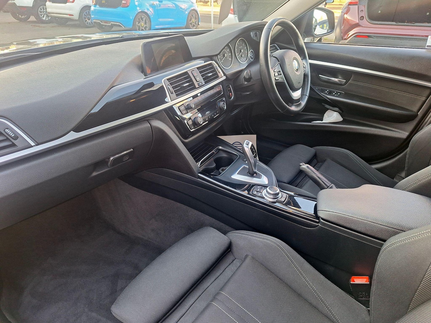 Used BMW 3 Series 2017 for sale - 77970273: Photo 8