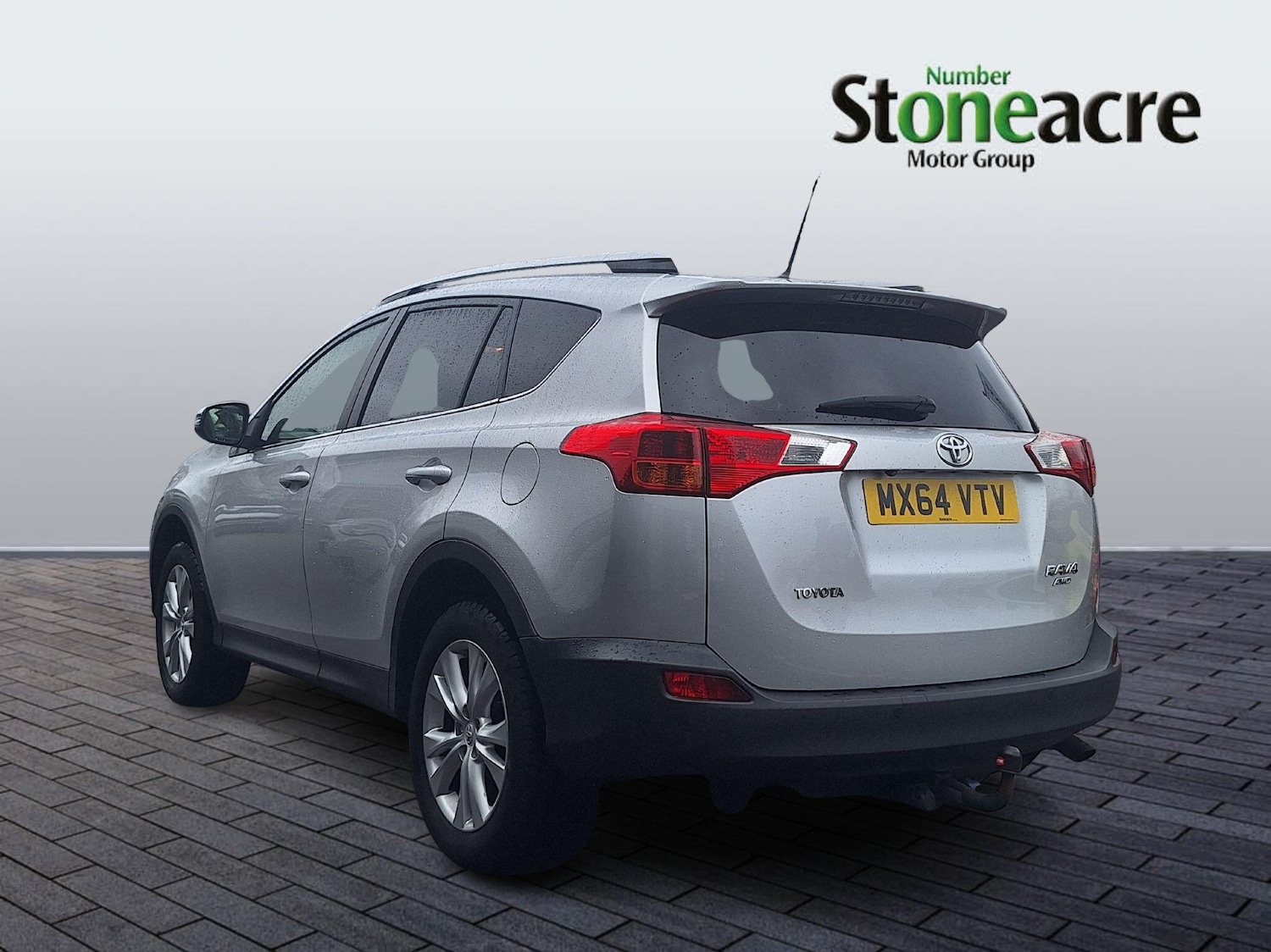 Used Toyota RAV4 for sale - 77351411: Photo 4