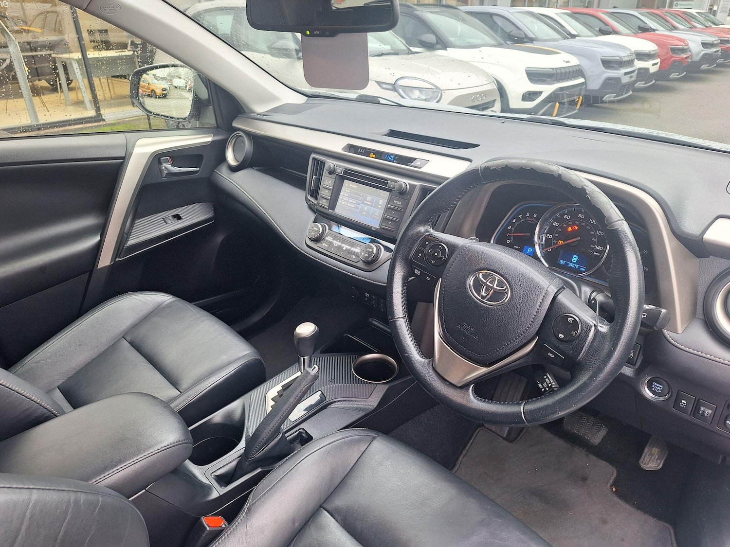 Used Toyota RAV4 for sale - 77351411: Photo 9