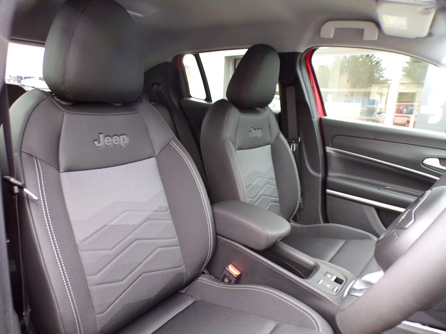 Used Jeep Avenger 2025 for sale - 76071696: Photo 11