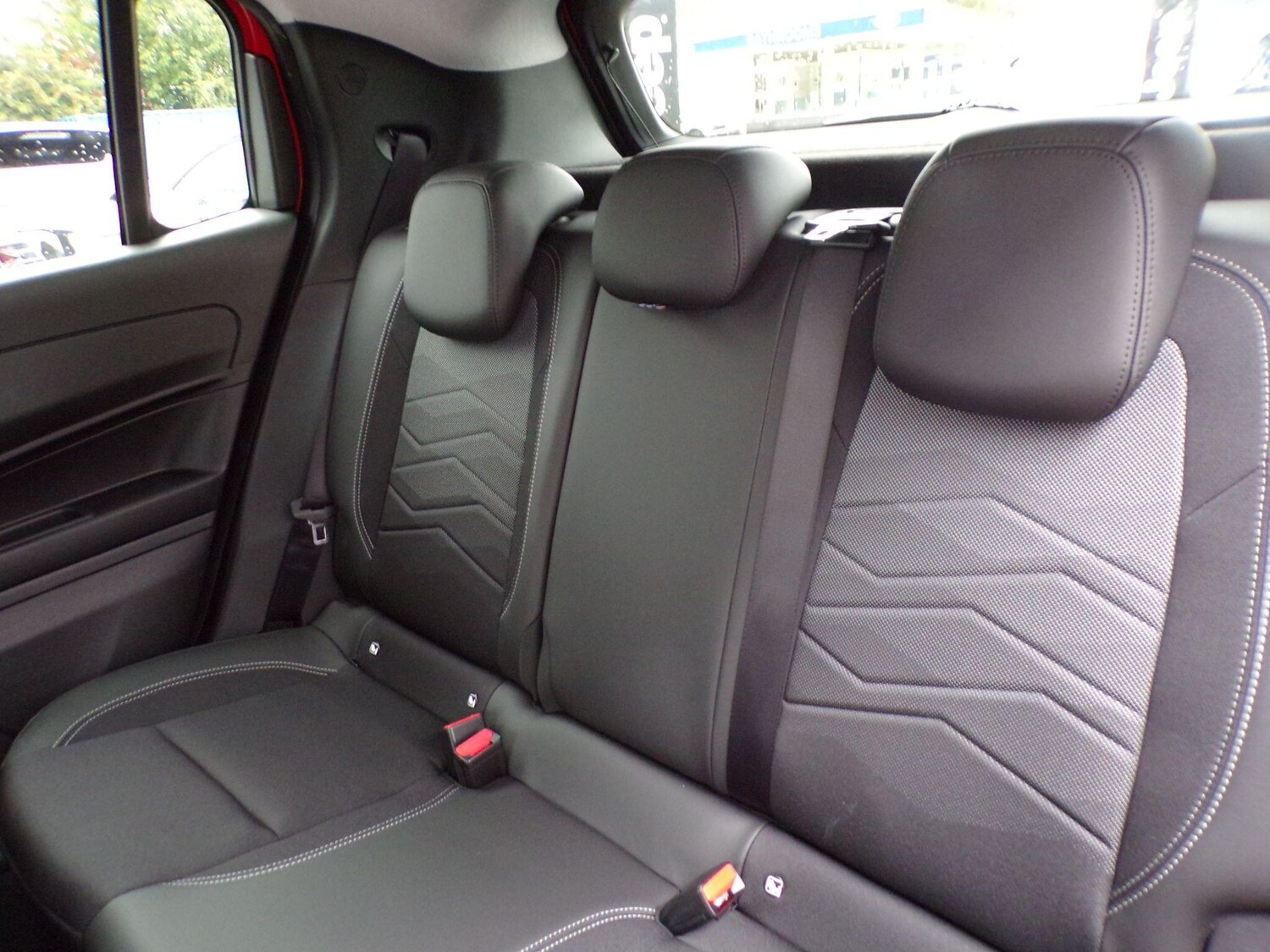 Used Jeep Avenger 2025 for sale - 76071696: Photo 16