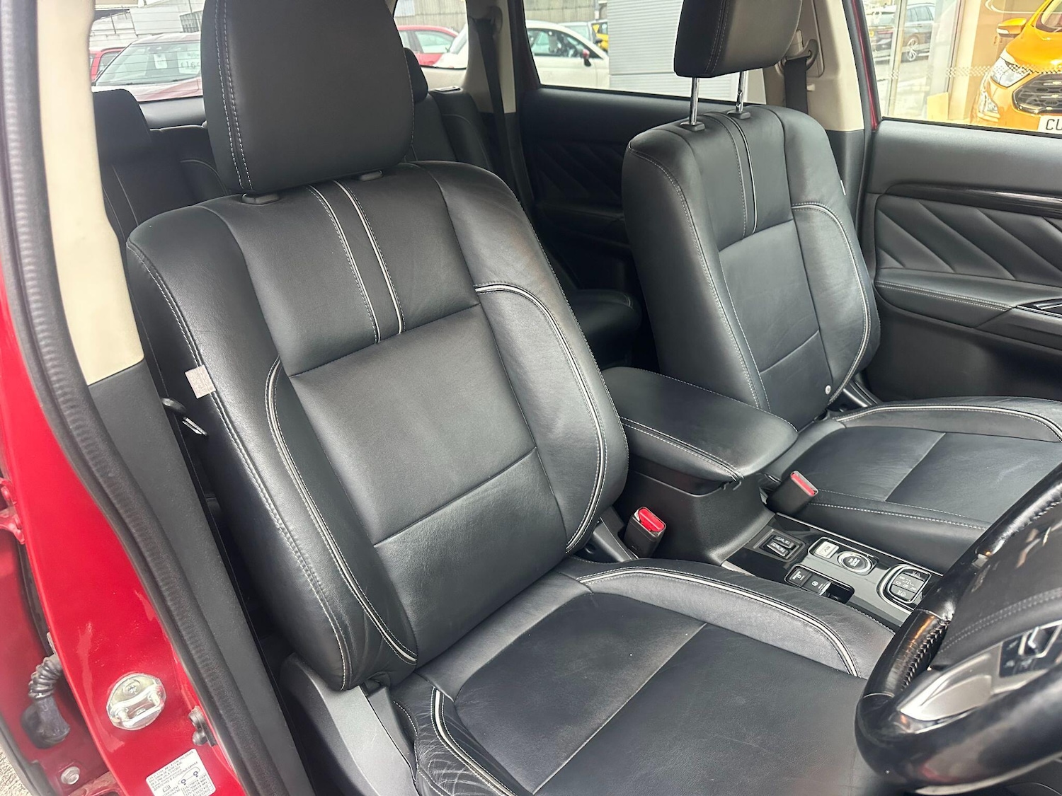 Used Mitsubishi Outlander 2018 for sale - 77412141: Photo 17