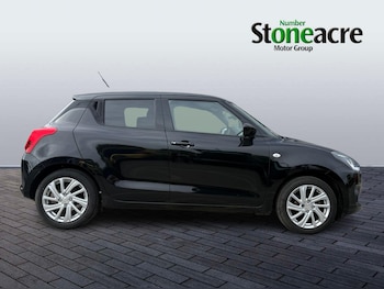 Used Suzuki Swift 2023 for sale - 78934819: Photo