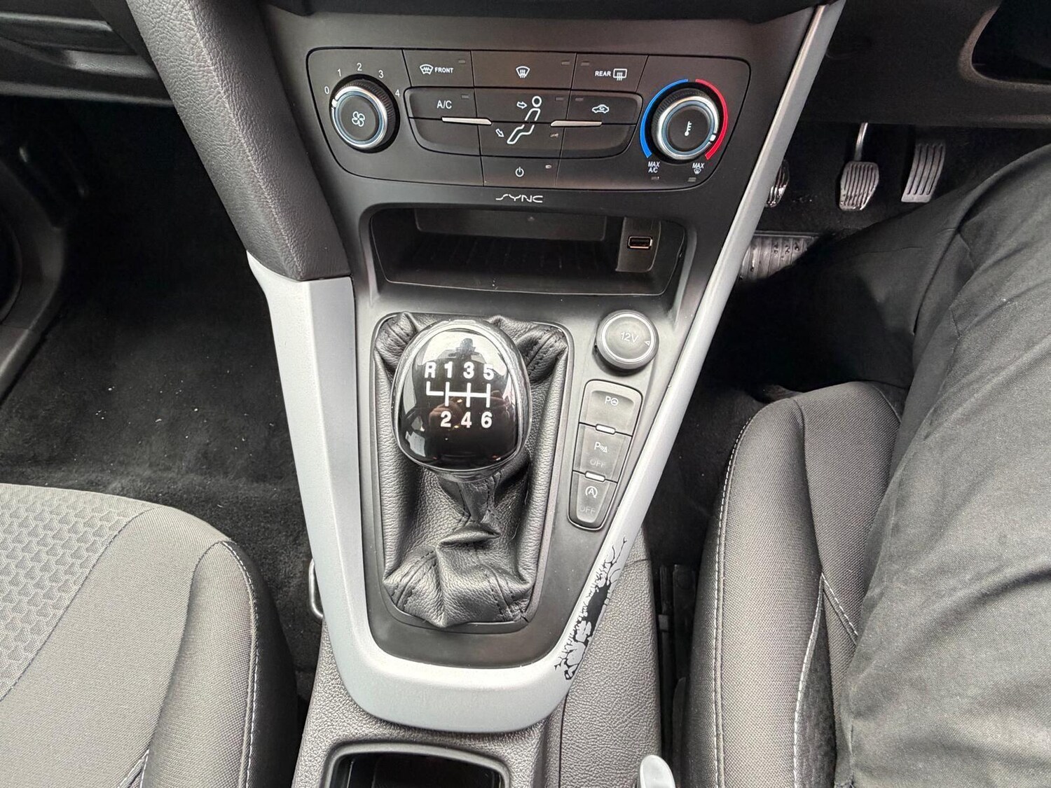 Used Ford Focus 2014 for sale - 77574797: Photo 12