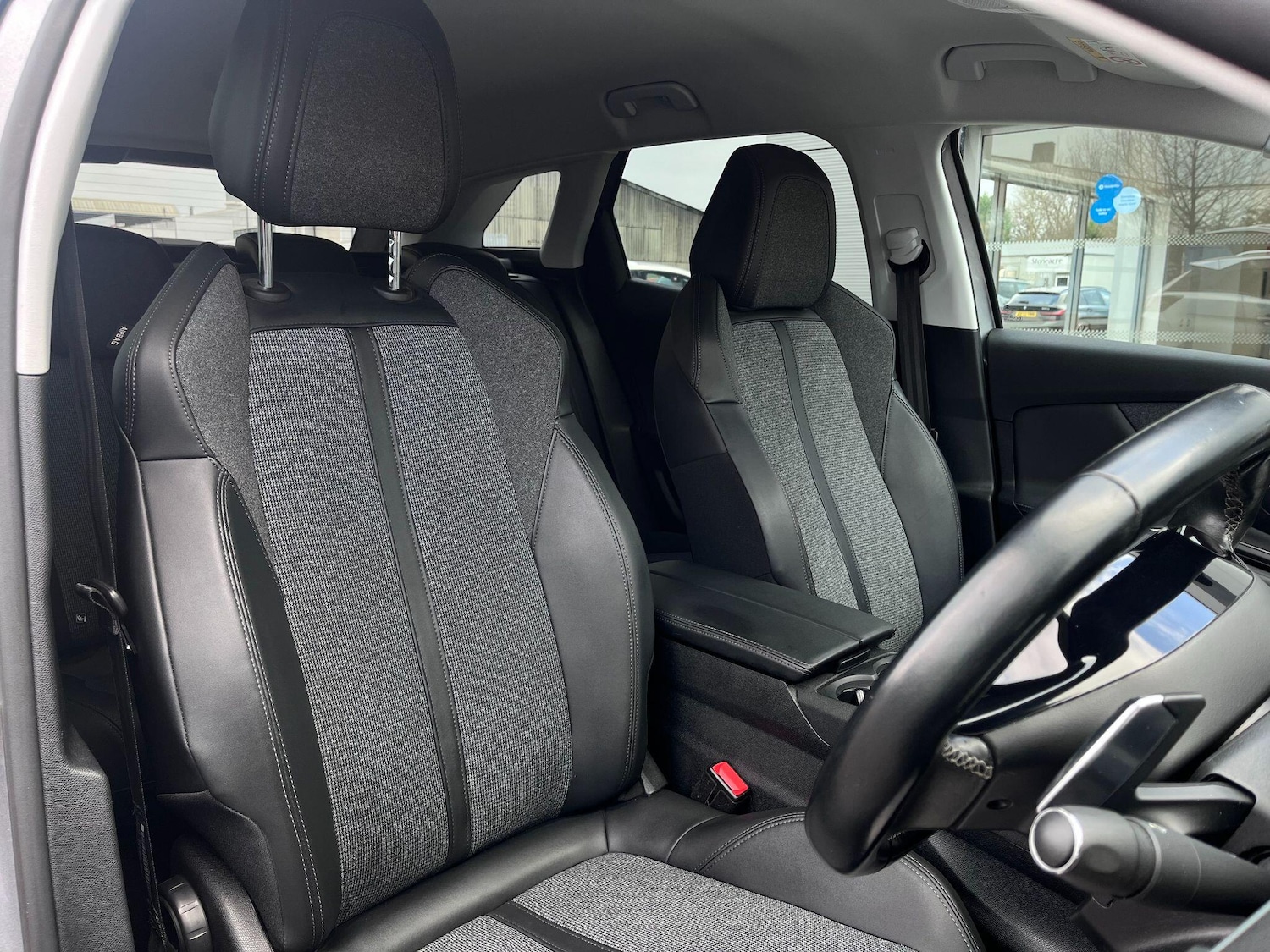 Used Peugeot 3008 2019 for sale - 77411411: Photo 12