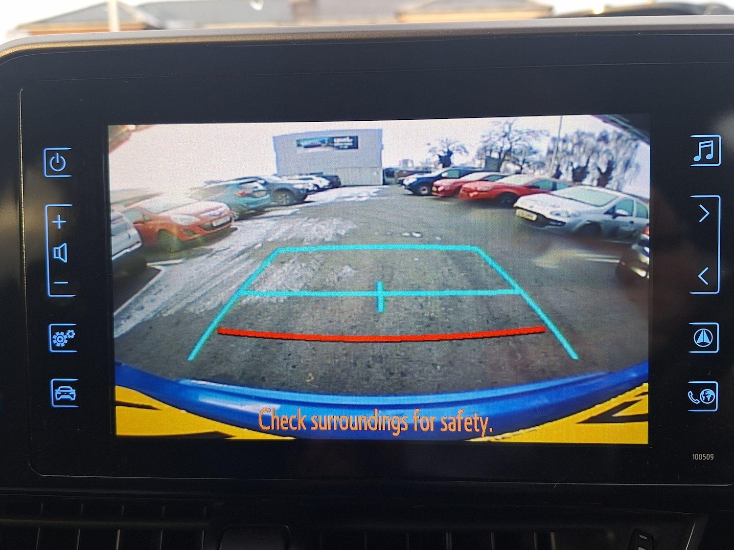 Used Toyota C-HR for sale - 77163481: Photo 25