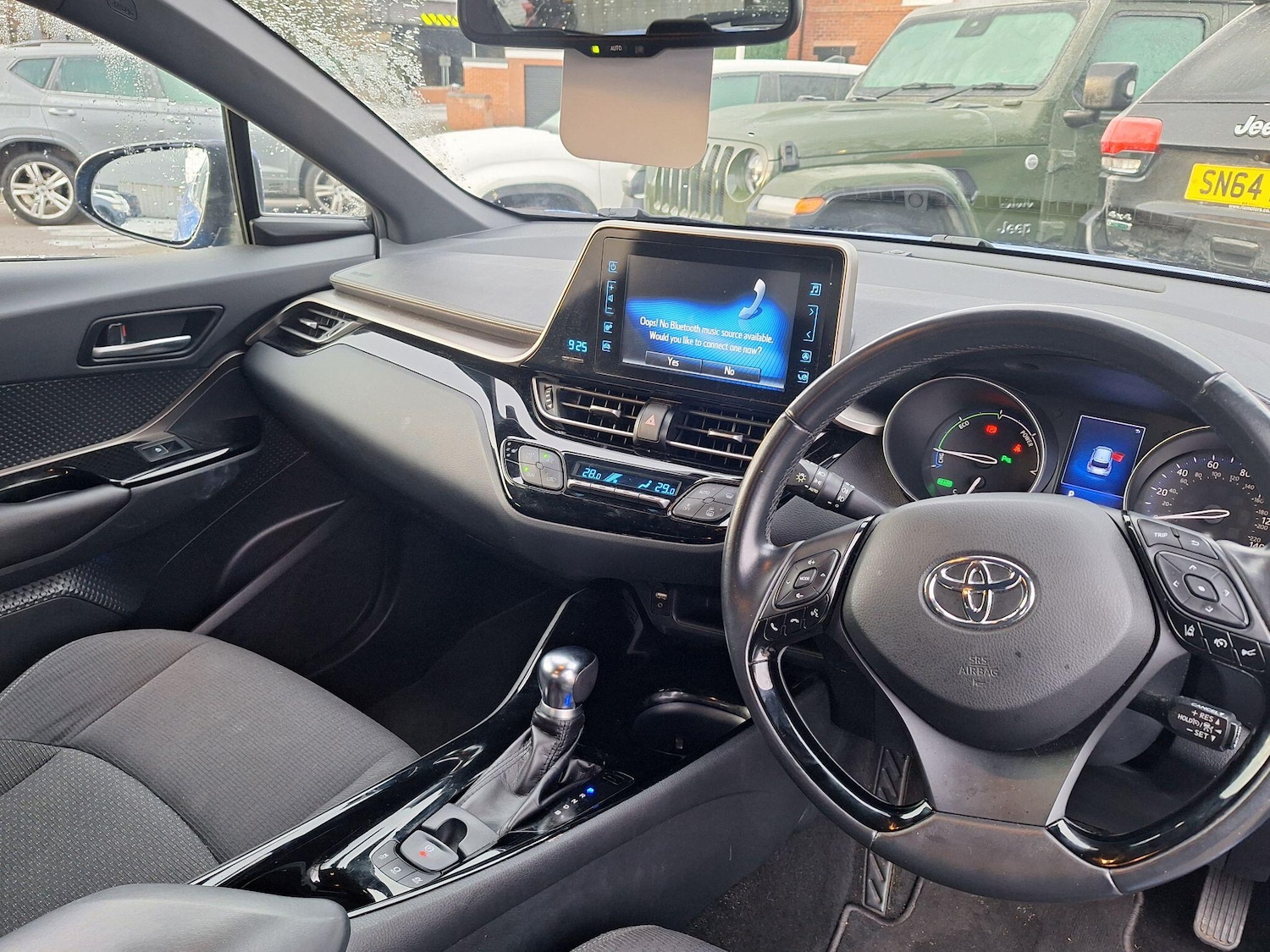 Used Toyota C-HR for sale - 77163481: Photo 9