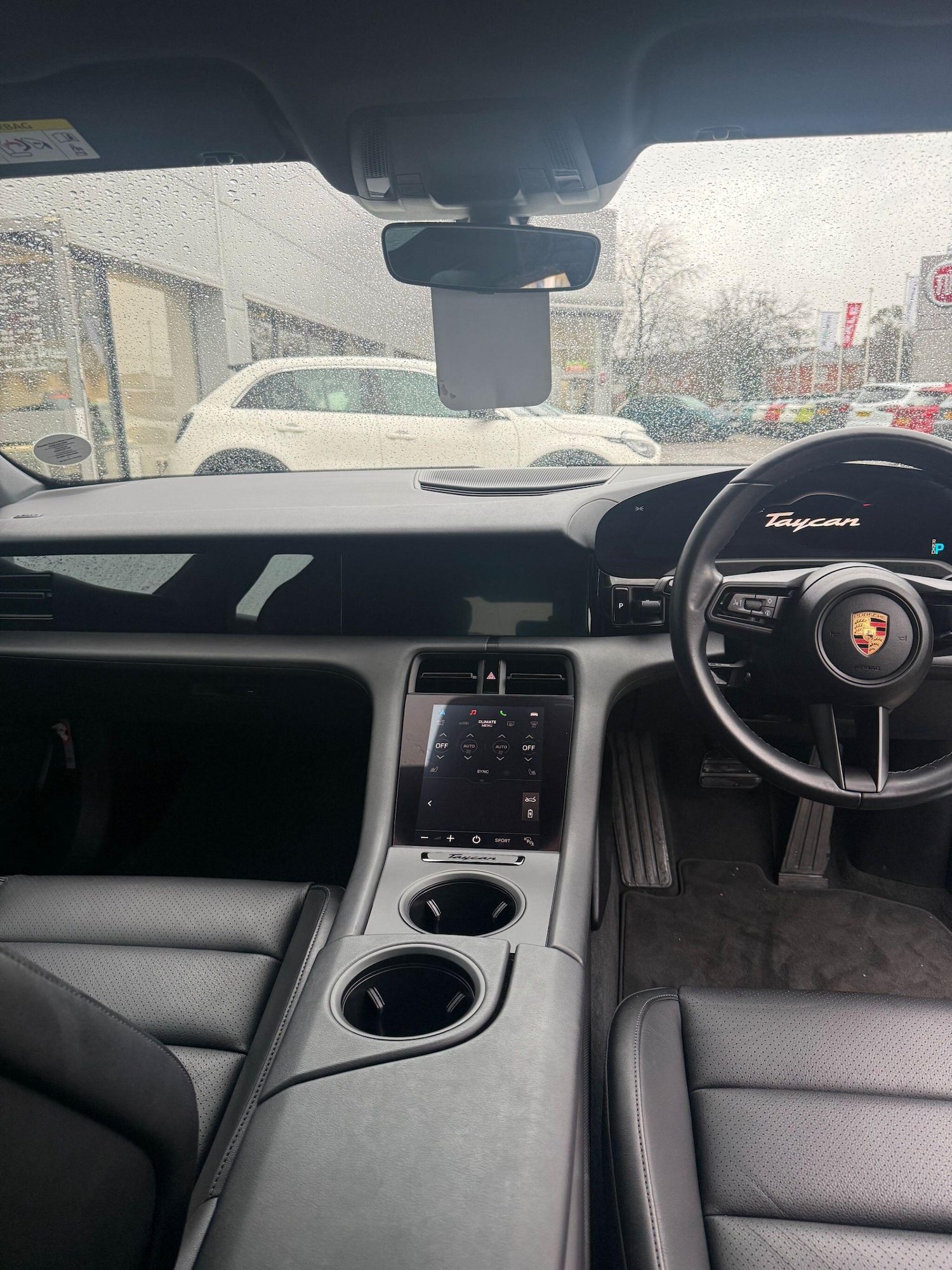 Used Porsche Taycan 2021 for sale - 77203807: Photo 10