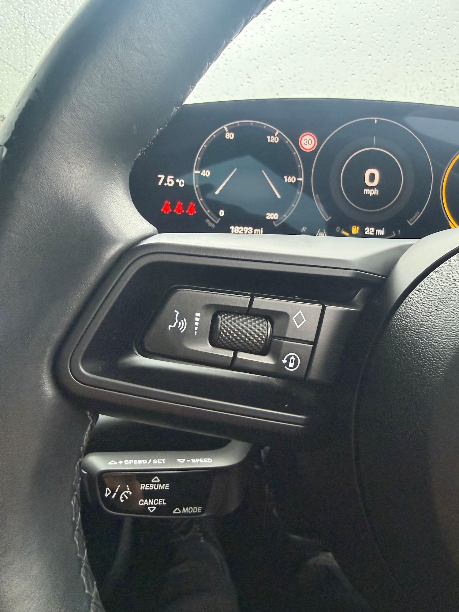 Used Porsche Taycan 2021 for sale - 77203807: Photo 14