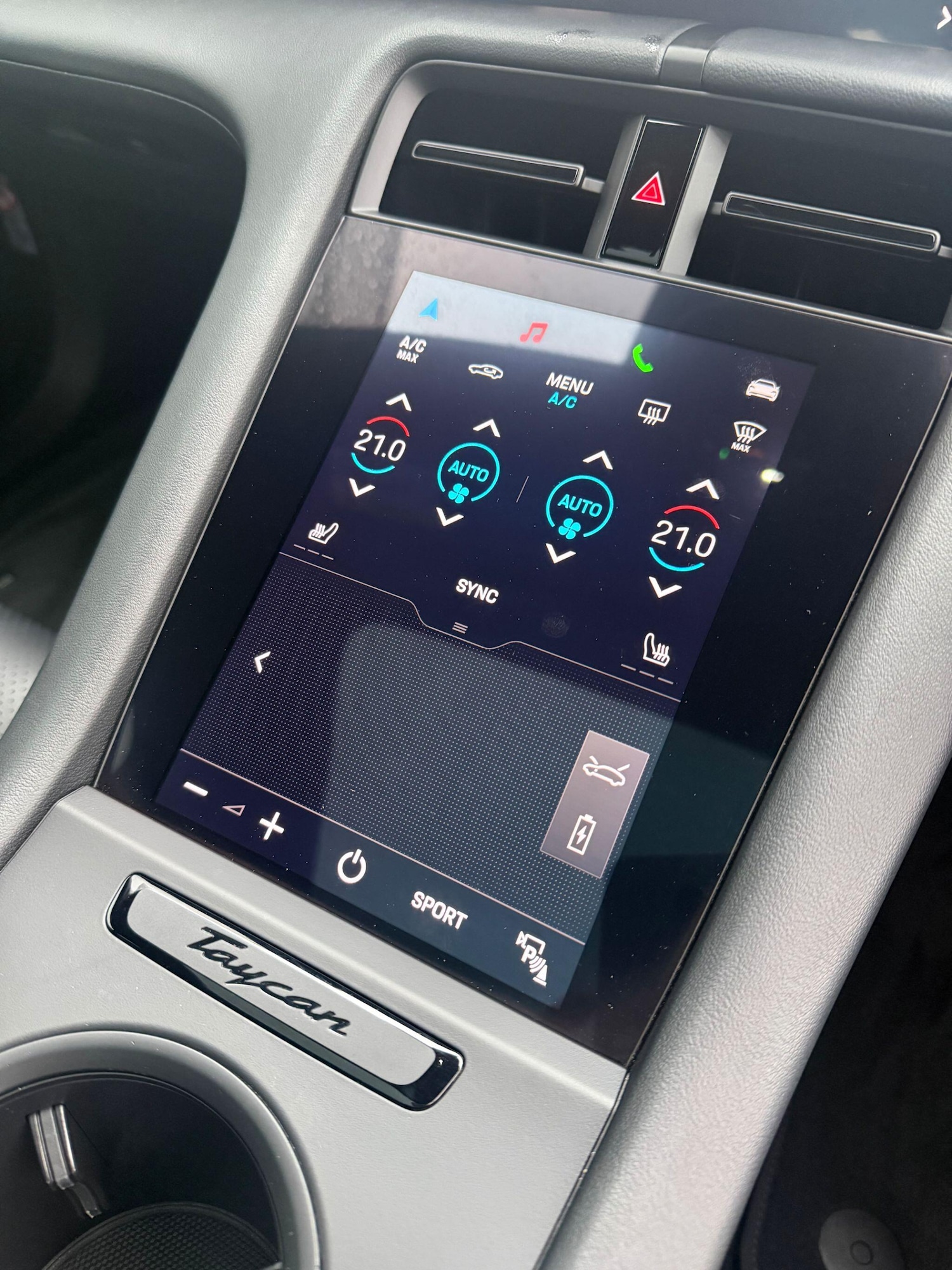 Used Porsche Taycan 2021 for sale - 77203807: Photo 19