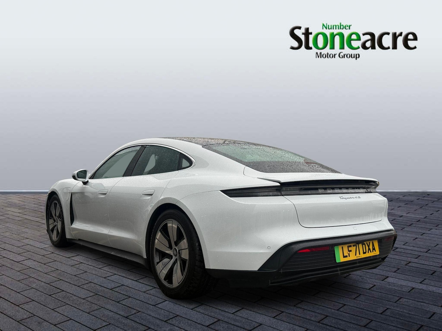 Used Porsche Taycan 2021 for sale - 77203807: Photo 4